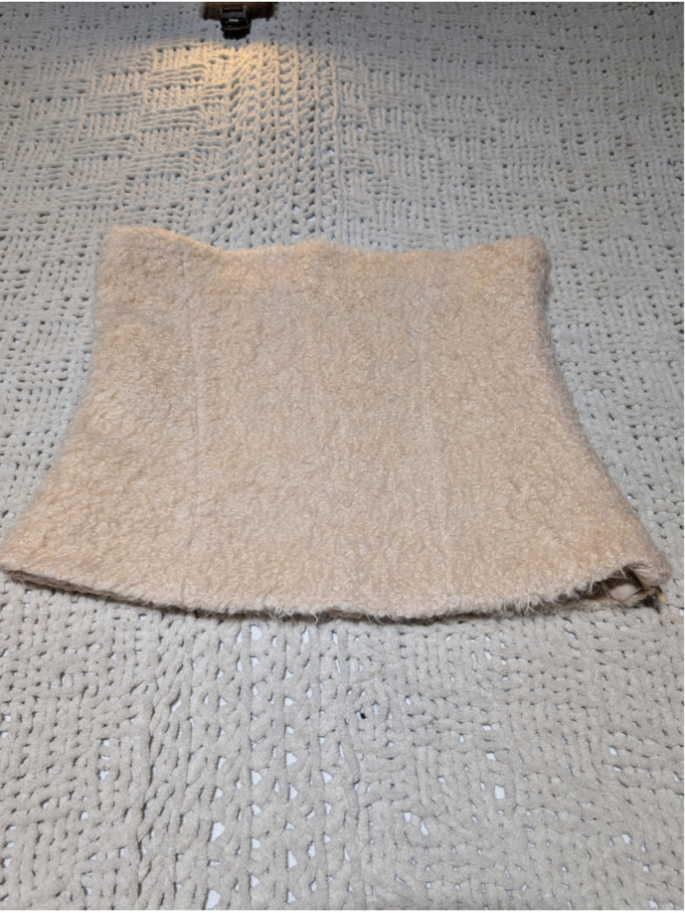 Women's Zara Beige Faux Fur Strapless bustier
Size M